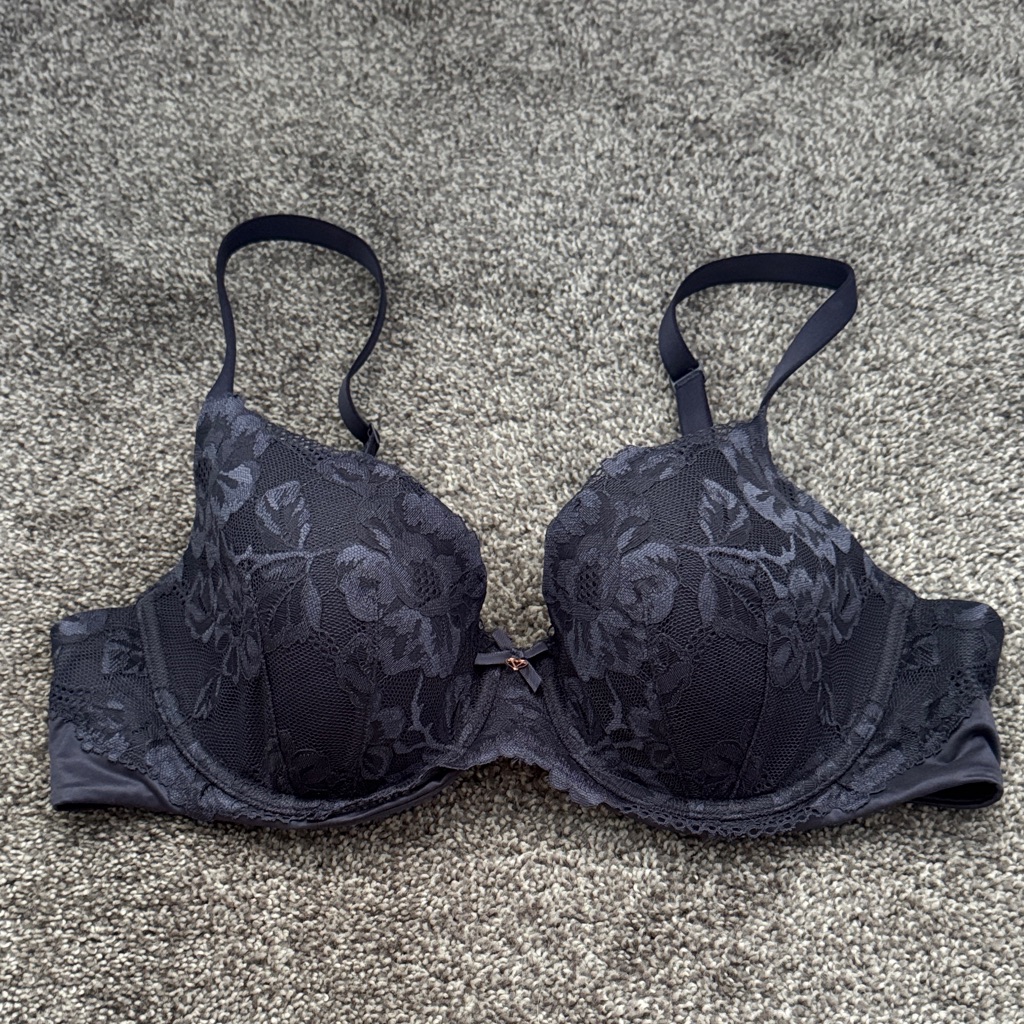 Victoria's Secret Navy Floral Lace Bra